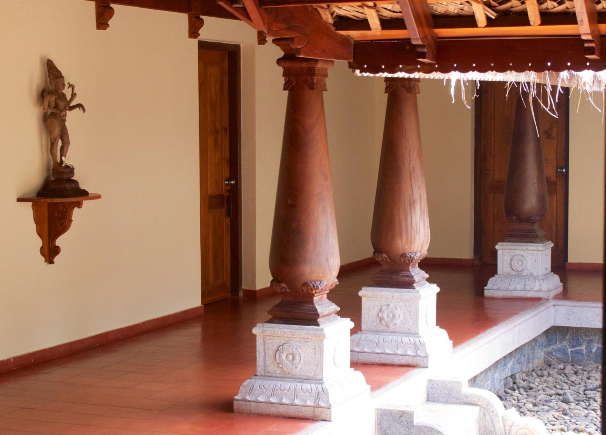 Nīleshwar Neeleshwar Hermitage מראה חיצוני תמונה